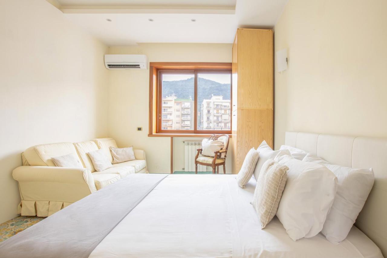 Sorrentovibes - Family Home With Terrace & Amazing View In Sorrento Center Экстерьер фото