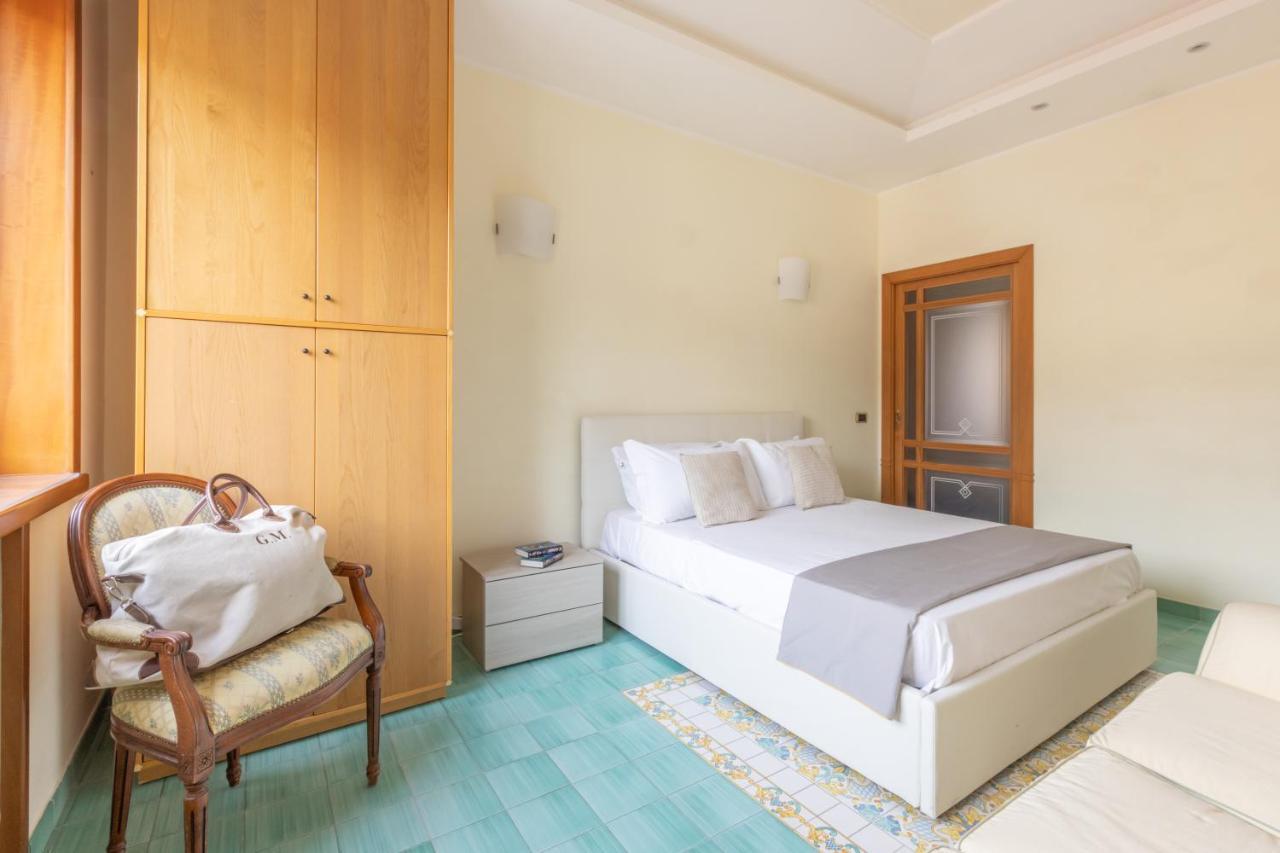 Sorrentovibes - Family Home With Terrace & Amazing View In Sorrento Center Экстерьер фото