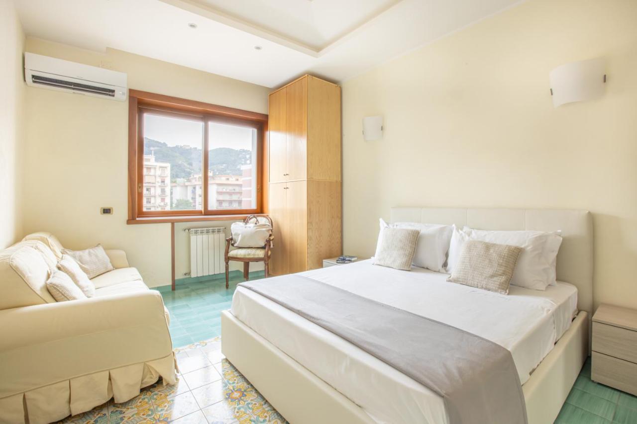 Sorrentovibes - Family Home With Terrace & Amazing View In Sorrento Center Экстерьер фото